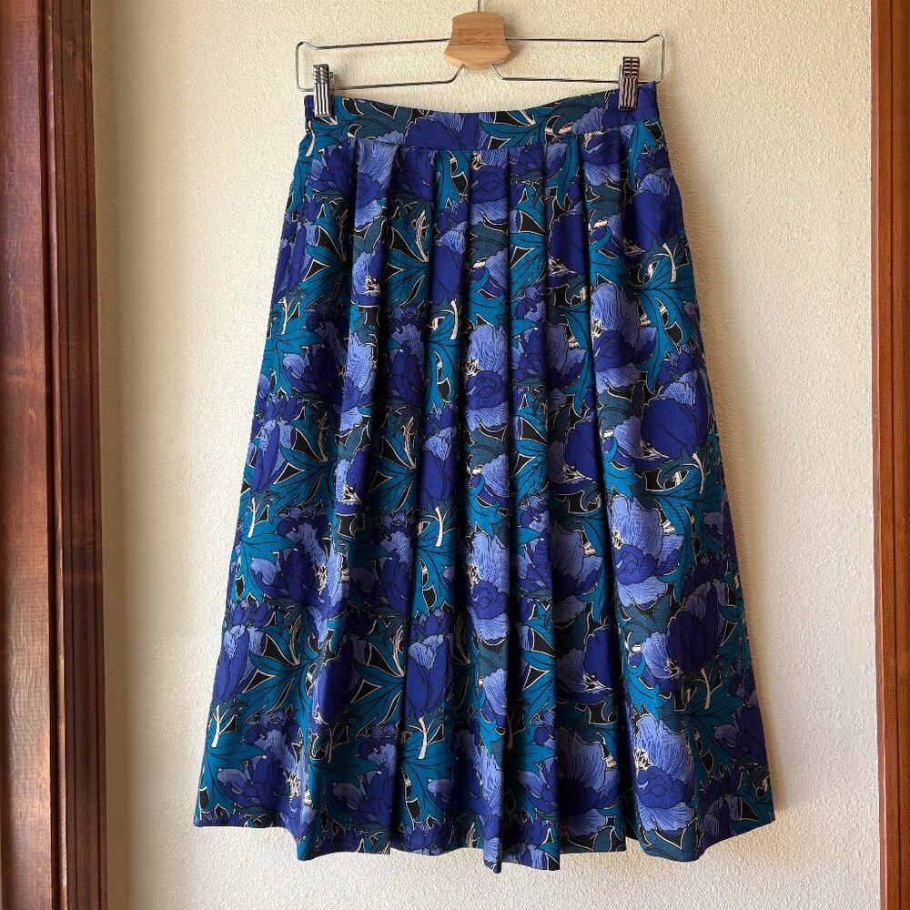 Vintage 70s Lightweight Wool Pleated Midi Full Skirt Floral Size S With Pockets!